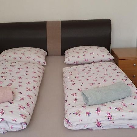 זניקה Hostel T&M מראה חיצוני תמונה